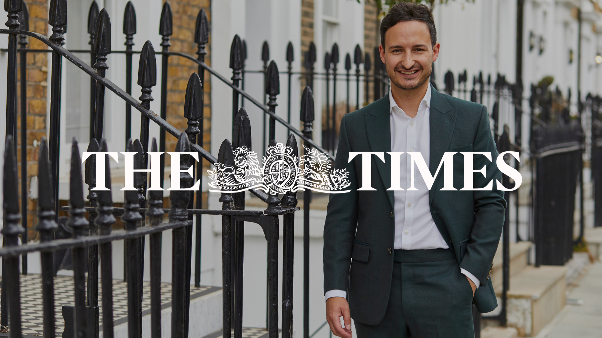 Comparison of a renovated home and a doer-upper property illustrating the growing price gap and buyer decision between turnkey homes and renovation projects in the UK